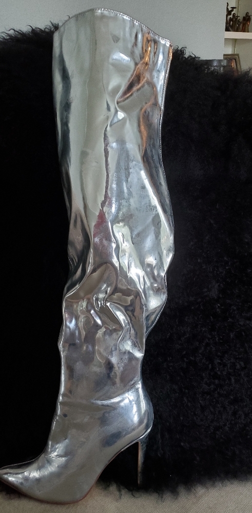 Olivia Ferguson Metallic Silver boot
